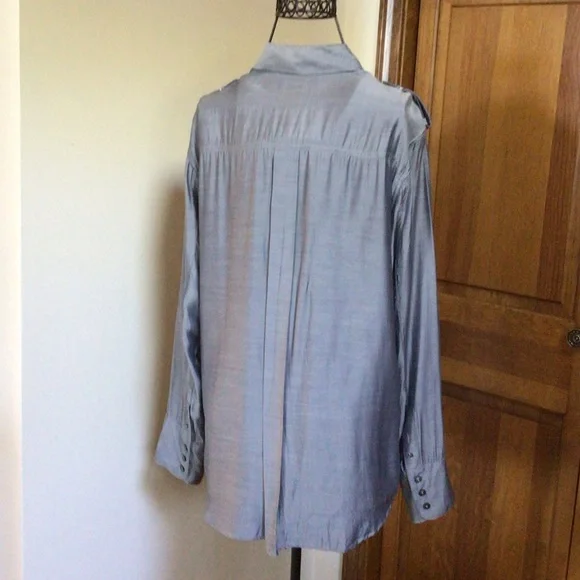 J Brand Silk blend shirt, Grey, Small - Picture 3 of 5